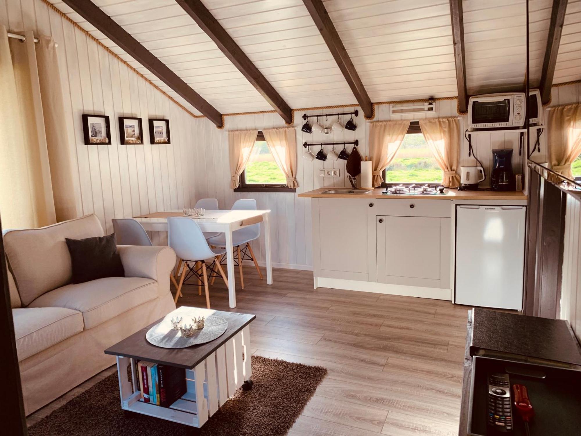 Ferienhaus Achtern Diek Emmelsbull-Horsbull Экстерьер фото